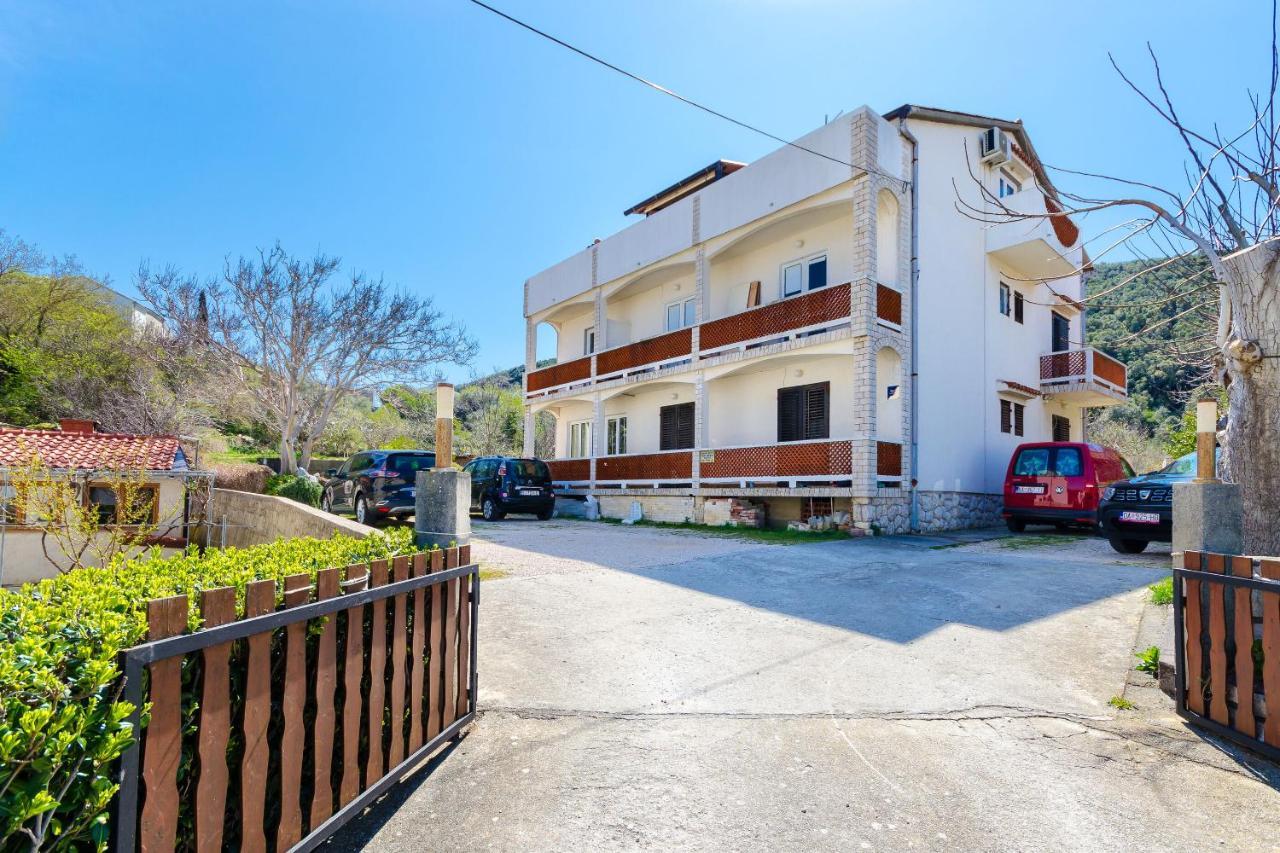 Apartments Luka Supetarska Draga Dış mekan fotoğraf
