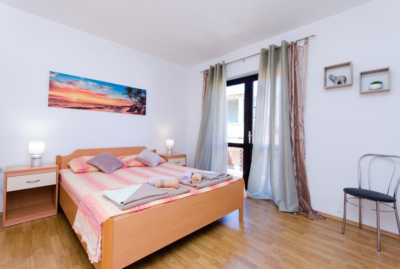 Apartments Luka Supetarska Draga Dış mekan fotoğraf