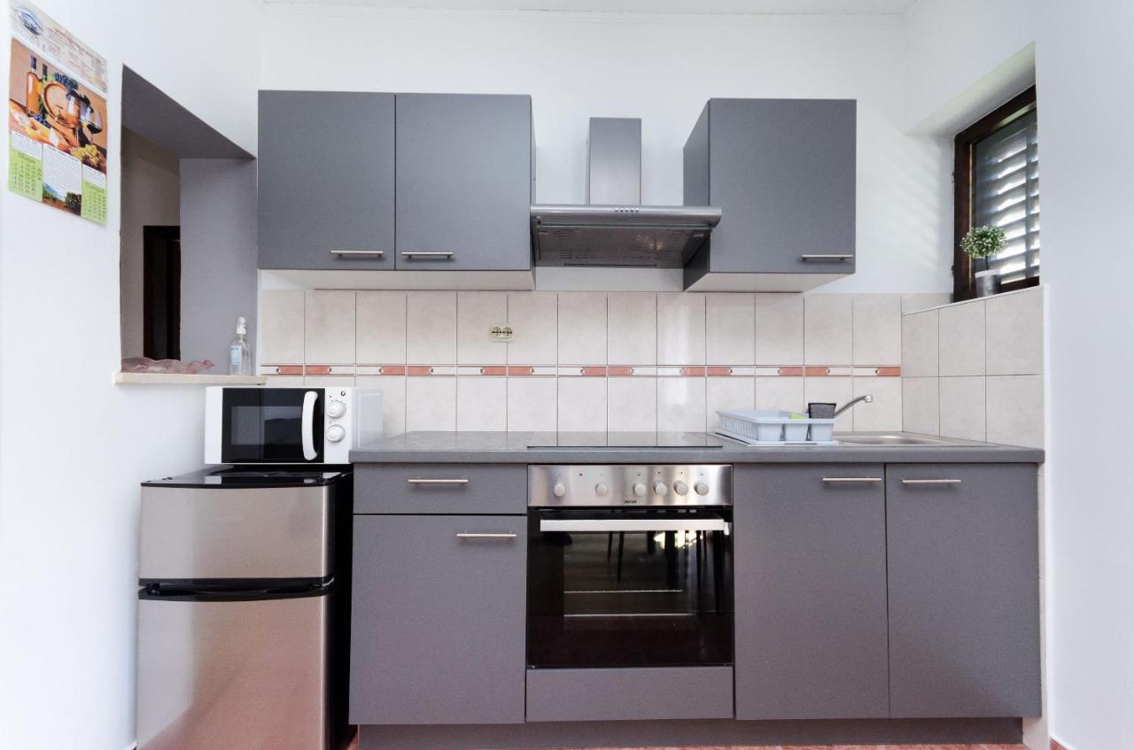 Apartments Luka Supetarska Draga Dış mekan fotoğraf