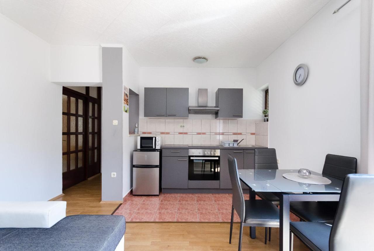 Apartments Luka Supetarska Draga Dış mekan fotoğraf