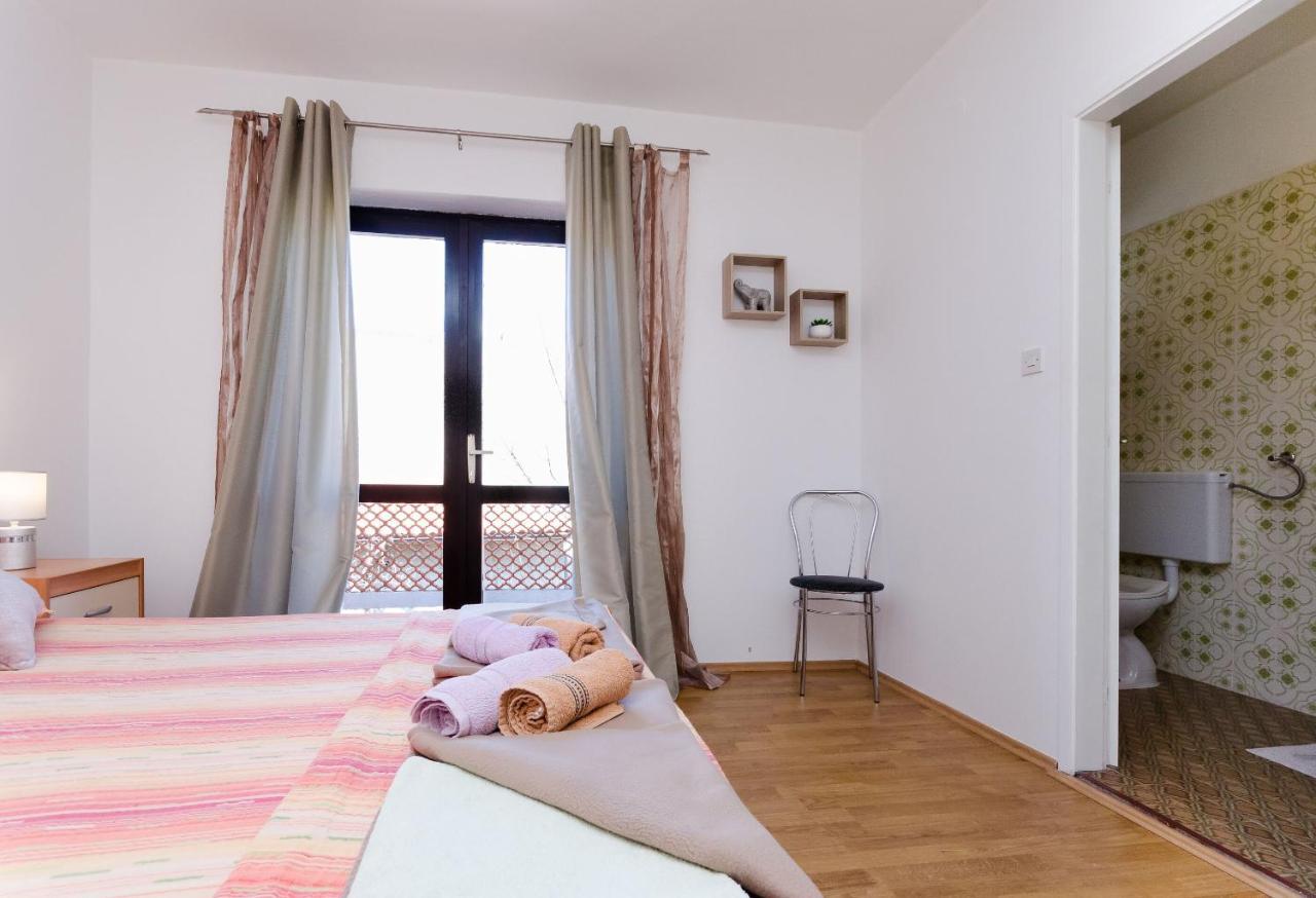 Apartments Luka Supetarska Draga Dış mekan fotoğraf
